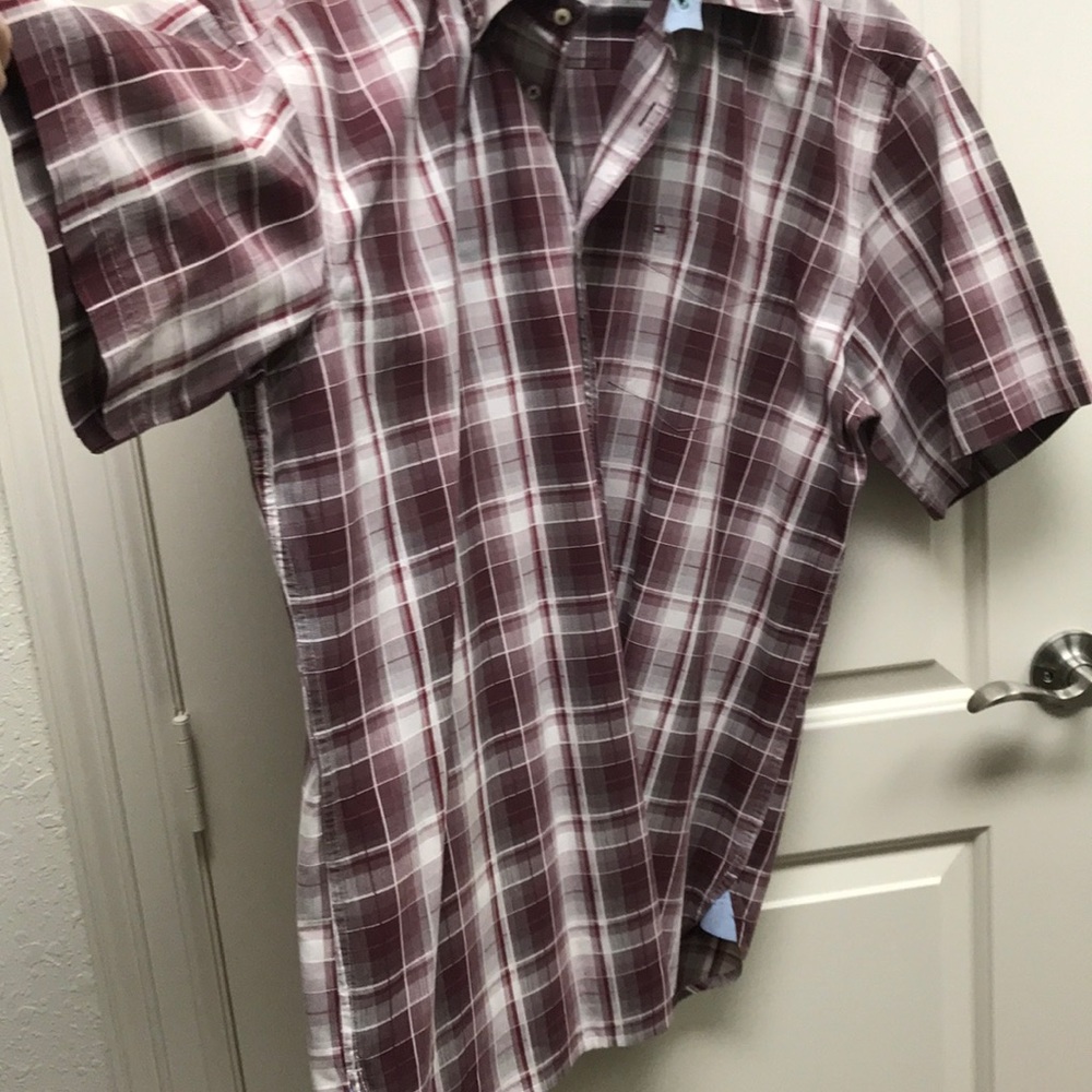 Tommy Hilfinger dress shirt maroon plaid